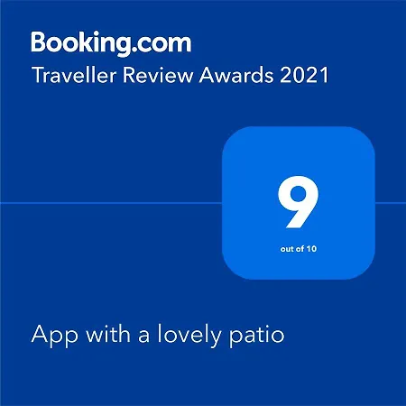 App With A Lovely Patio Apartman *